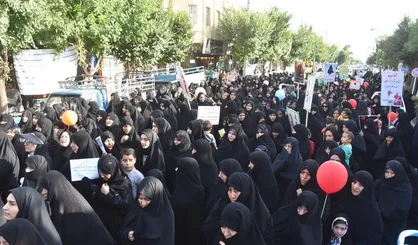 حضور زنان مومن در سیاست فرصت تخریب نظام را از فمینست&zwnj;ها می&zwnj;گیرد