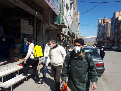 سوءمدیریت برخی مسئولان باعث سودجویی عده&zwnj;ای از شرایط بحرانی کشور شده است / بی مسئولیتی&zwnj;ها خطرناک&zwnj;تر از کرونا