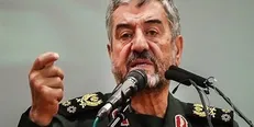 اقتدار و هیمنه آمریکا رو به زوال است