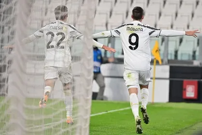 یوونتوس 3 - 0 دینامو؛ جنگ صدرنشینی در نوکمپ