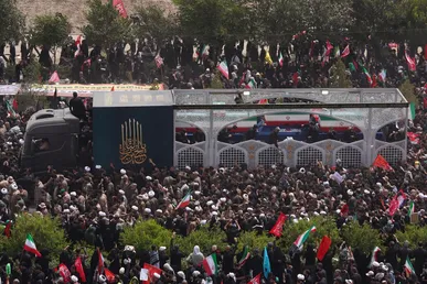 مراسم تشییع پیکر رهبر شهید انقلاب در قم (۱)