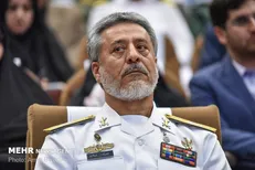 امیر دریادار سیاری: انقلابی‌بودن دلیل پیروزی ما در جنگ بود