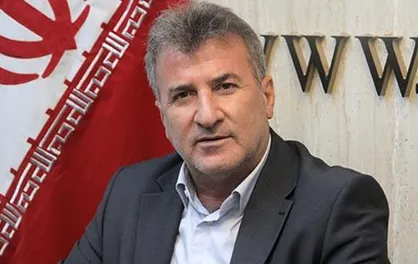 دانشگاه آزاد فضایی از فضای کاسب کارانه و دلالی که در حوزه تهیه مقالات یا پایان نامه&zwnj;ها ایجاد شده، جلوگیری کند