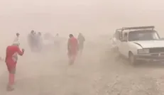 محور سه‌راهی دشتک به زابل بازهم مسدود شد/مردم سیستان خواستار حضور مسئولین کشوری در زمان بحران شدند