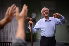 آمار ۷۶۶ میلیون تومانی از اکران آنلاین «بنفشه آفریقایی»