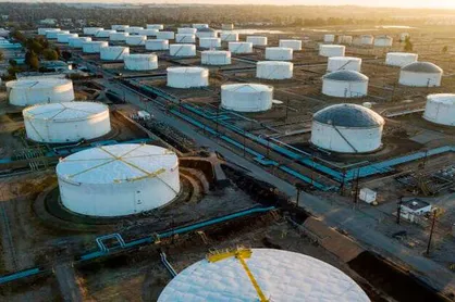 قیمت نفت در بالاترین سطح یک هفته&zwnj;ای تثبیت شد
