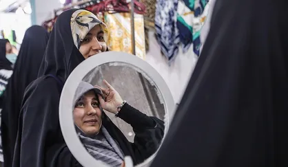 پیامک تذکر حجاب برای مسئولان