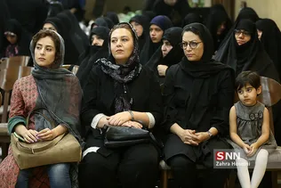 یییی