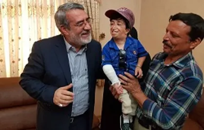 هدیه وزیر کشور به دو برادر کوتاه قامت کرمانی