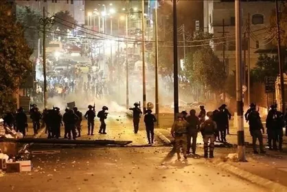 ده&zwnj;ها فلسطینی در تظاهرات علیه شهرک&zwnj;سازی زخمی شدند