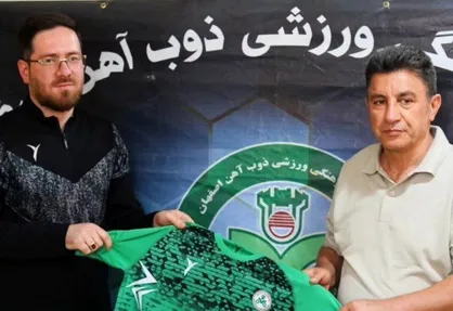 بازدید امیر قلعه نویی از امکانات باشگاه ذوب&zwnj;آهن
