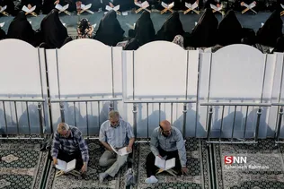 جزء خوانی قرآن کریم در حرم حضرت عبدالعظیم(ع)