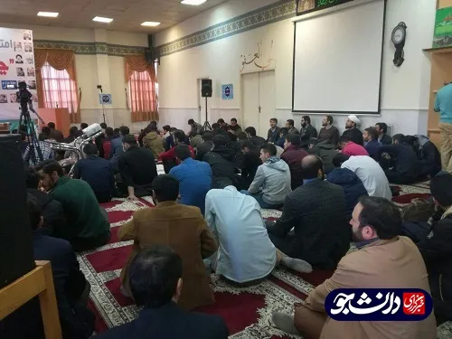 تجمع اعتراضی دانشجویان و مردم انقلابی زنجان در مخالفت با لوایح استعماری