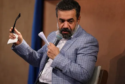 مراسم شب ولادت امام رضا(ع) با نوای حاج محمود کریمی