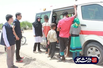 ۳ تیم پزشکی دانشگاه آزاد قم در مناطق سیل&zwnj;زده خوزستان خدمات&zwnj;رسانی می&zwnj;کنند + عکس