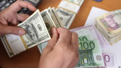 بانک ها سپرده های ارزی را ضمانت کنند
