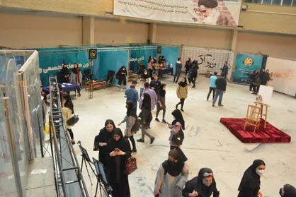 نمایشگاه خیریه نقاشی در دانشگاه تبریز  آغاز به کار کرد