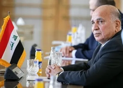 فواد حسین وارد تهران شد