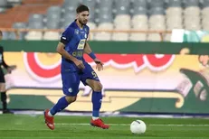 مدافع استقلال در دوراهی پرسپولیس و تراکتور / انتقال جنجالی در راه است؟