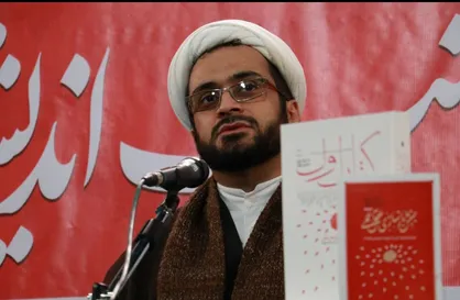 مجتبی نامخواه: بخش قابل توجهی از دانش اجتماعی جامعه ما خارج از فضای آکادمی و از دل تعاملات عمومی رشد گرفته است