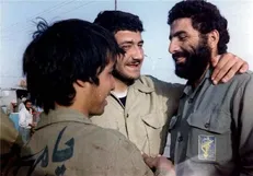 «علمدار لشکر ۱۰» کدام فرمانده بود؟