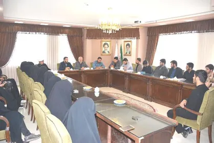 دیدار شورای مرکزی بسیج دانشجویی با رئیس دانشگاه آزاد خراسان رضوی برگزار شد