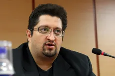 هومن افاضلی: من را کردید شوفر اتوبوس!/ اتوبوس جدید نفت تهران
