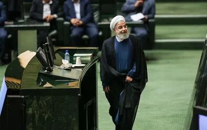 اعتراض دبیر قرارگاه شهید احمدی روشن ماهنشان به نماینده این شهرستان / آیا خاتمی وضعیت اقتصادی کشور را گل و بلبل می&zwnj;داند؟
