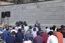 روایتی از جشن میلاد پیامبر (ص) در دانشکده فنی دانشگاه تهران و رفتار قابل تامل دانشجویان  معترض