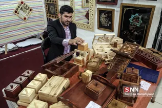 نمایشگاه دانشجویان