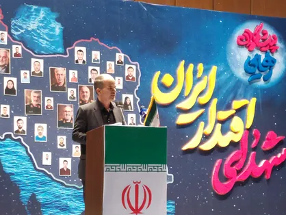 دانشجو و طلبه پیشگامان تقابل فرهنگی با دشمن هستند/ قوی شدن مطالبه قطعی رهبر انقلاب است