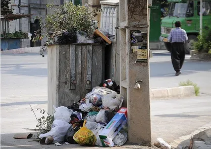 کمبود ماشین&zwnj;آلات و مشکلات سوخت دلیل تاخیر در جمع&zwnj;آوری زباله&zwnj;های زاهدان