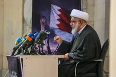 هشدار عالم بحرینی به رژیم آل‌خلیفه؛ ناوگان پنجم آمریکا را اخراج کنید