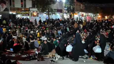سفره احیاگر وحدت؛ افطاری باشکوه و معنوی در میدان شهدا کوار+ فیلم