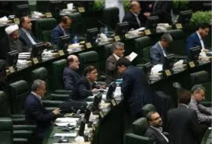 نمایندگان مجلس در روند بررسی صلاحیت&zwnj;ها دید سیاسی و جناحی نداشته باشند