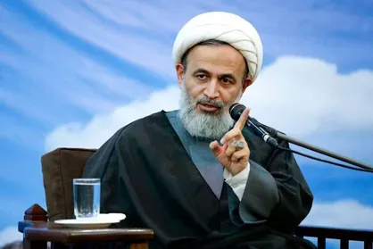 بدنه مدیران میانی کشور همچنان در زمام بروکرات&zwnj;هایی است که همچنان درگیر بروکراسی&zwnj;های کور هستند