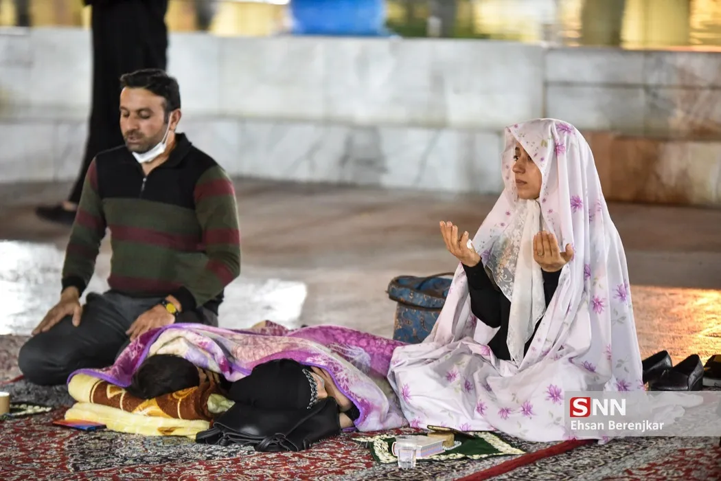 مراسم احیای شب نوزدهم ماه مبارک رمضان در حرم مطهر شاهچراغ(ع) شیراز‎‎