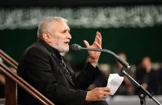 امشب؛ مداحی حاج منصور ارضی در حضور رهبر معظم انقلاب