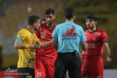 جنجالی‌ترین صحنه بازی پرسپولیس و سپاهان/ پنالتی پرسپولیس سوخت؟