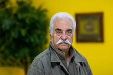 مدیرکل هنرهای نمایشی وزارت فرهنگ از هادی مرزبان عیادت کرد