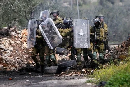 ۱۵ فلسطینی در درگیری با نظامیان صهیونیستی زخمی شدند