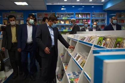 ارسال یک میلیون بسته لوازم&zwnj;التحریر ایرانی و اهدای ۱۵ هزار تبلت به دانش&zwnj;آموزان مناطق محروم