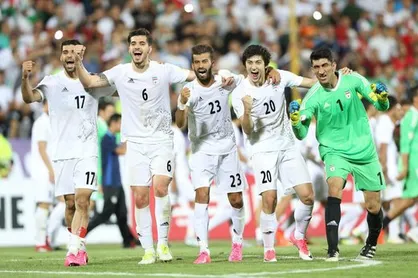 ایران - ترینیداد و توباگو 24 آبان در آزادی