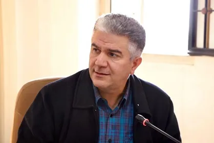 معاون درمان وزارت بهداشت: کادر درمان کشور ۵۴ هزار عمل اورژانسی در نوروز انجام دادند / فعالیت بیش از ۵۰۰۰ پزشک فوق تخصص، بیش از ۲۴۰۰۰ پزشک متخصص و ۶۰۰۰ پزشک عمومی در ایام نوروز + فیلم