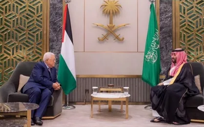 دیدار ولیعهد عربستان با محمود عباس