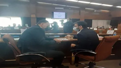 جلسه مدیرعامل استقلال و پرسپولیس در مجموعه انقلاب