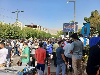 تجمع&zwnj;کنندگان استقلالی از مجیدی خط گرفته بودند؟/ هوادار معترض: مجیدی و مددی هر دو باید بروند