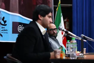بررسی نقش رسانه در اعتراضات مردمی
