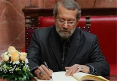 ابلاغ قانون بودجه ۹۸ از سوی لاریجانی به روحانی