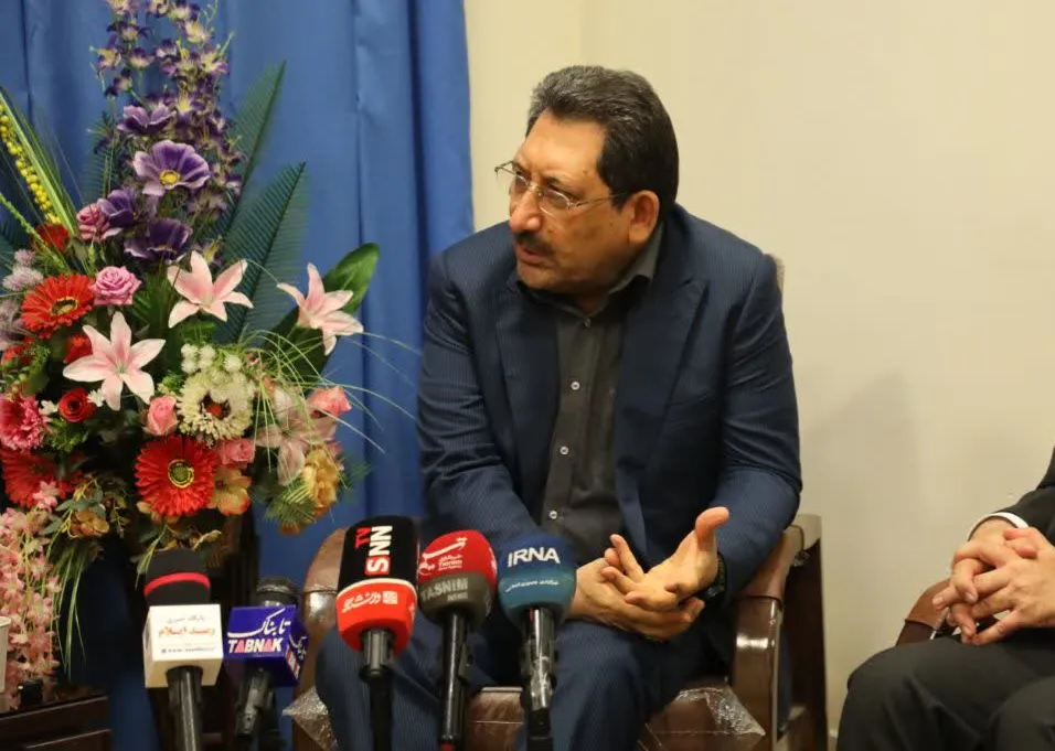 اقتصاد ایلام نباید به نفت و گاز وابسته بماند/ مرز مهران باید فعال‌تر شود